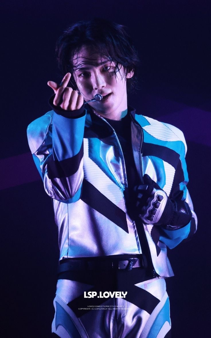 hourly kim kibum tweet media