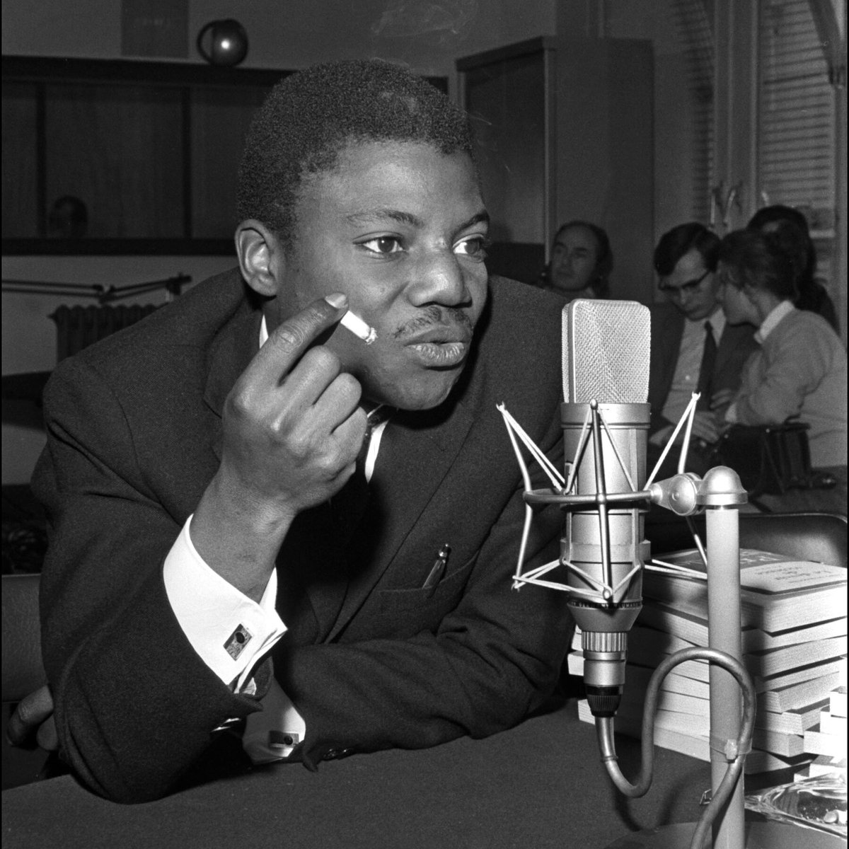 VAN MUTOKA tweet media