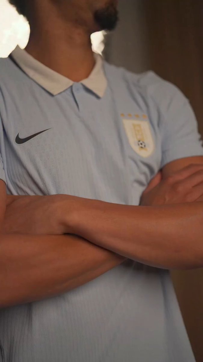 jotacurcc's tweet photo. Es hermosa la camiseta.

 Toca bancar. https://t.co/PQftKVSzgt