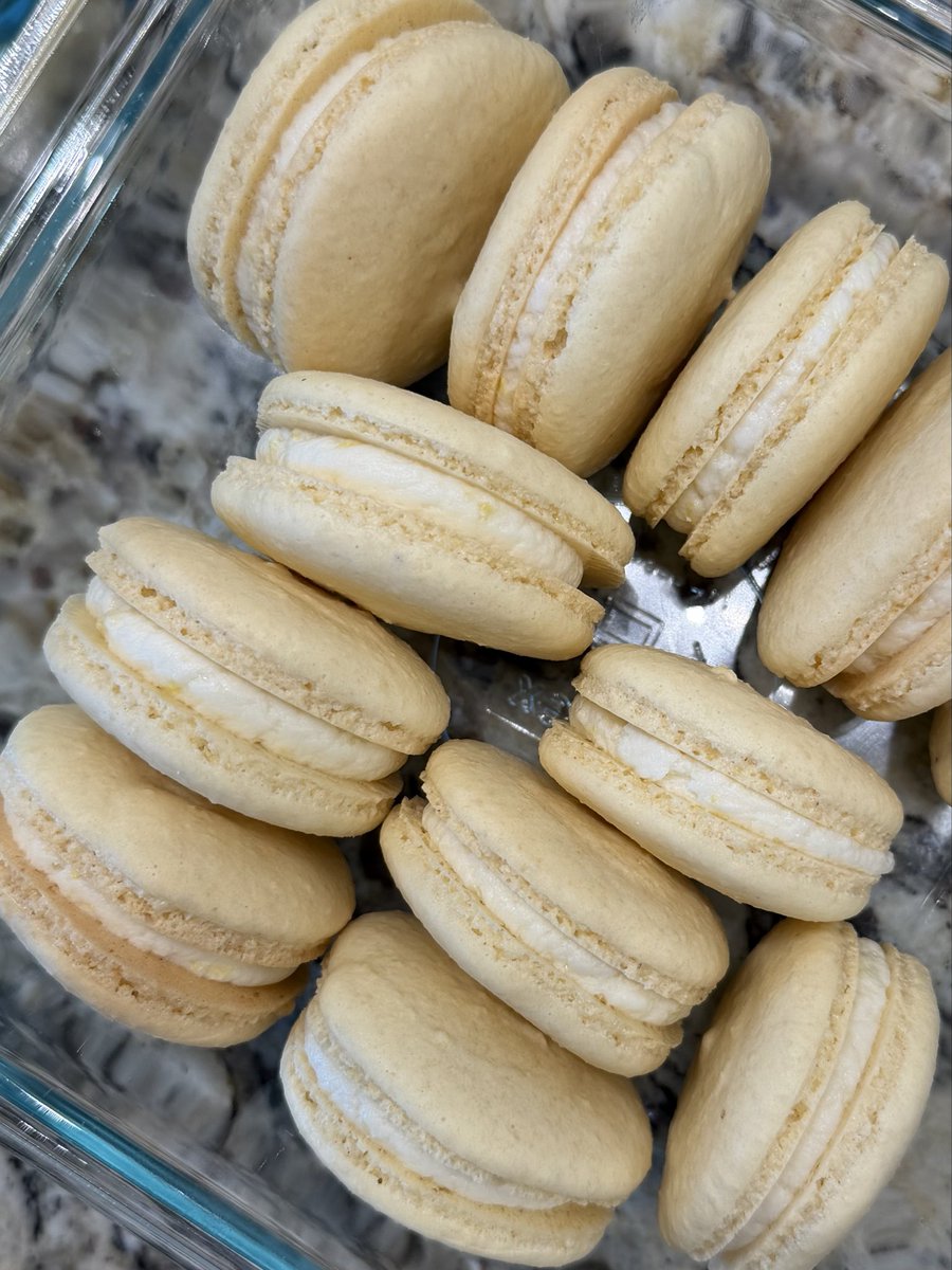 BowTied HomeBaker tweet media