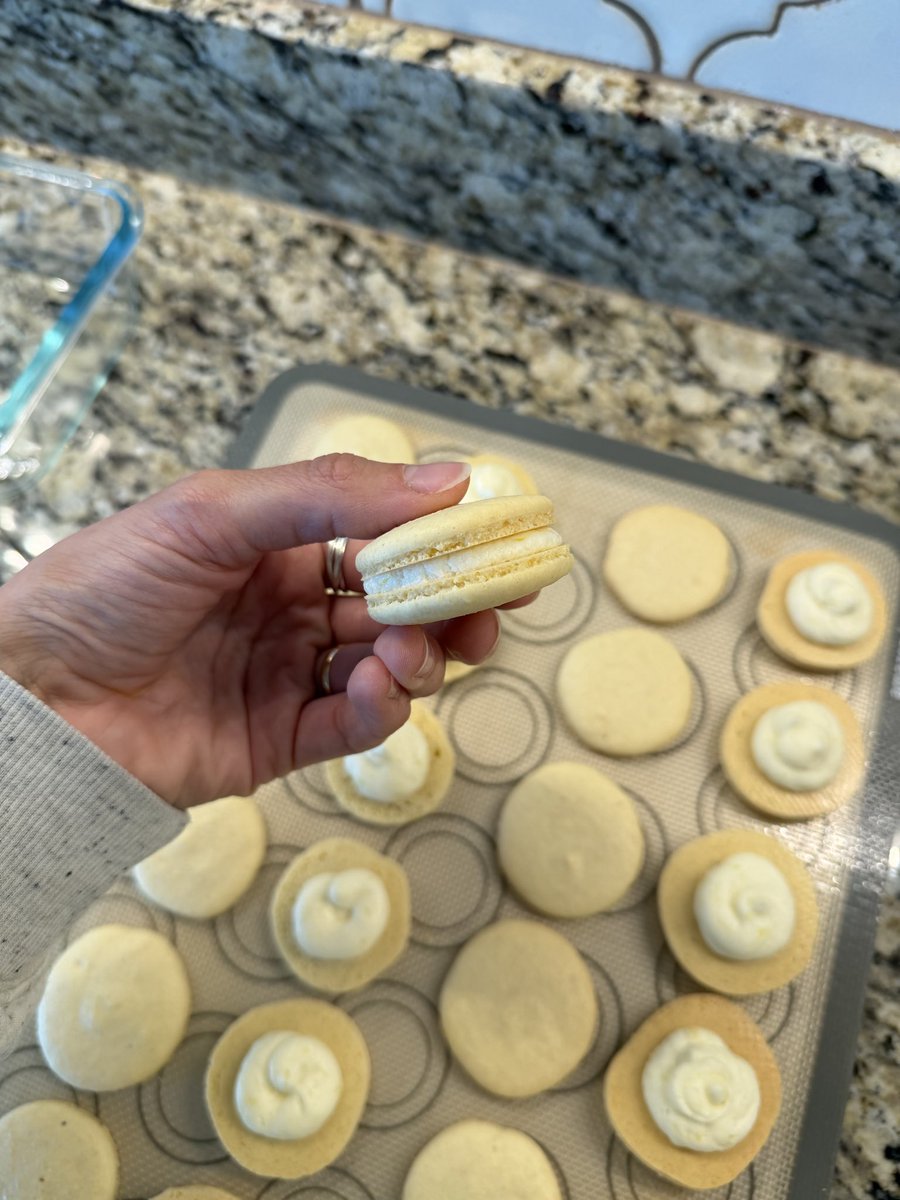 BowTied HomeBaker tweet media