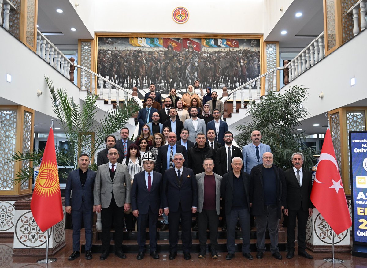 gokhankalmis's tweet photo. Kırgızistan-Türkiye Manas Üniversitesi ev sahipliğinde düzenlenen Avrasya Tarih, Dil ve Kültür Araştırmaları Sempozyumu’nda, kıymetli hocamız Prof. Dr. Alpaslan CEYLAN’ın öncülüğünde bir araya gelmek büyük bir değerdi. https://t.co/sOrcbFHmZV