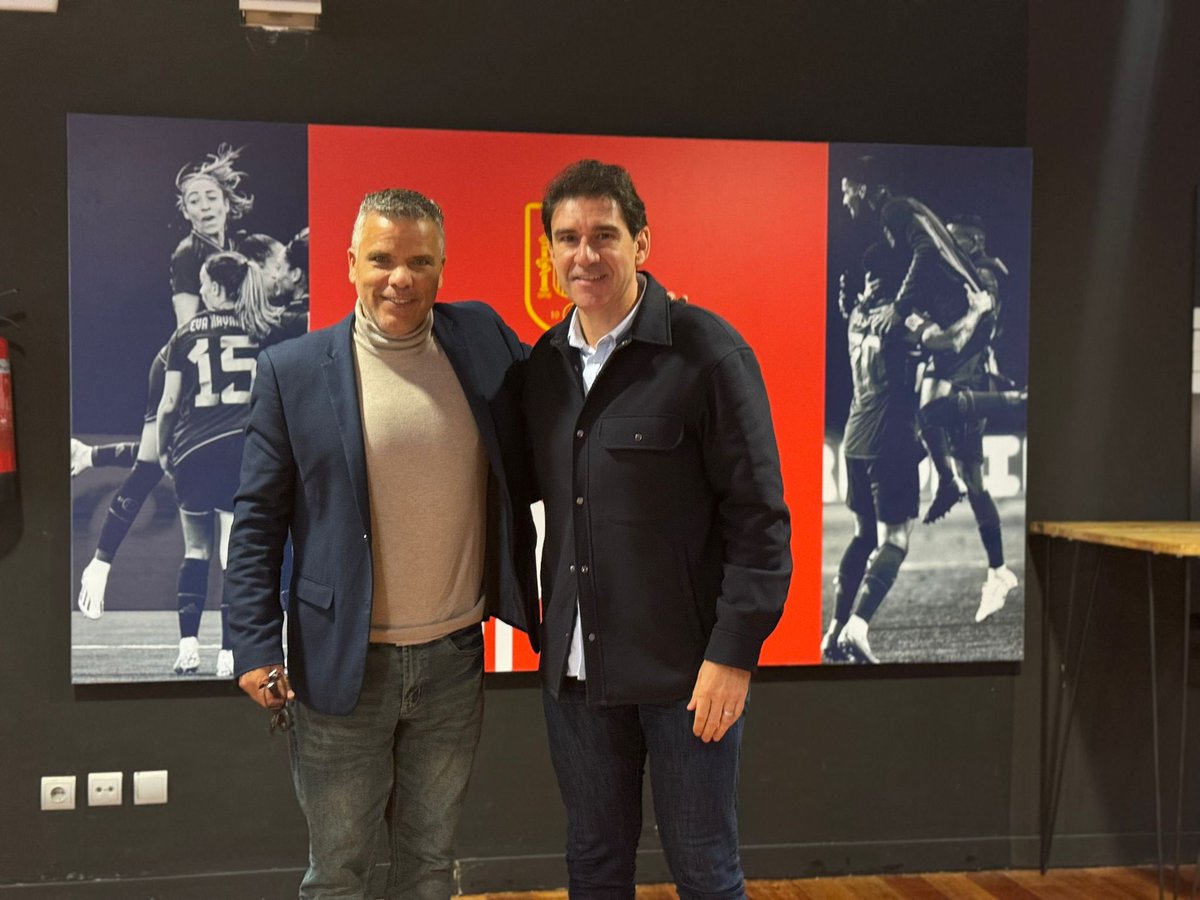 Game in Puebla Mexico between Spain 🇪🇸 and Peru 🇵🇪 <a href="/juanfutbol5/">Juan Carlos Ramirez Gaston</a> FIFA match Agent