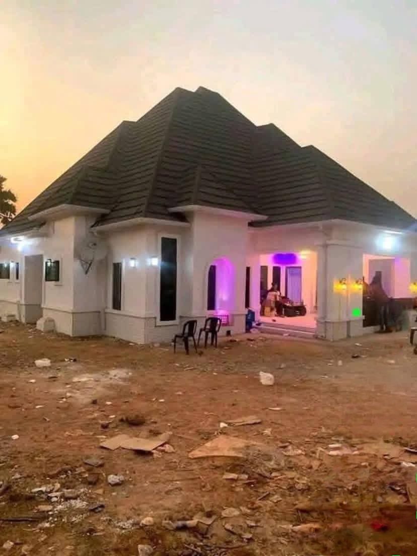 Ddungu Mike tweet media