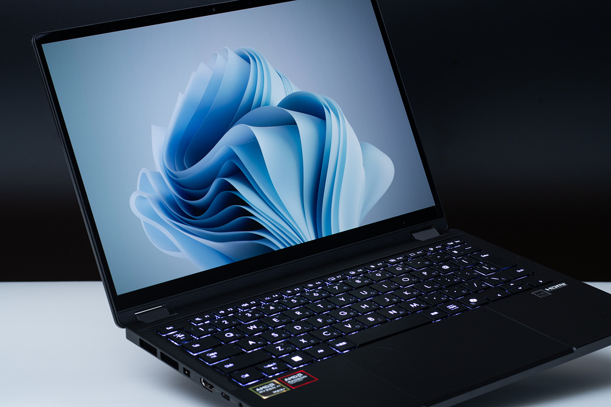 pc_watch's tweet image. もうAIに月額料金は払わない。ローカルLLM、始めるなら今かも。外部GPUなしでAIを動かす手段を見つけたり ～高性能クリエイターノートPC「AS… pc.watch.impress.co.jp/docs/topic/spe… #Sponsored #ASUS