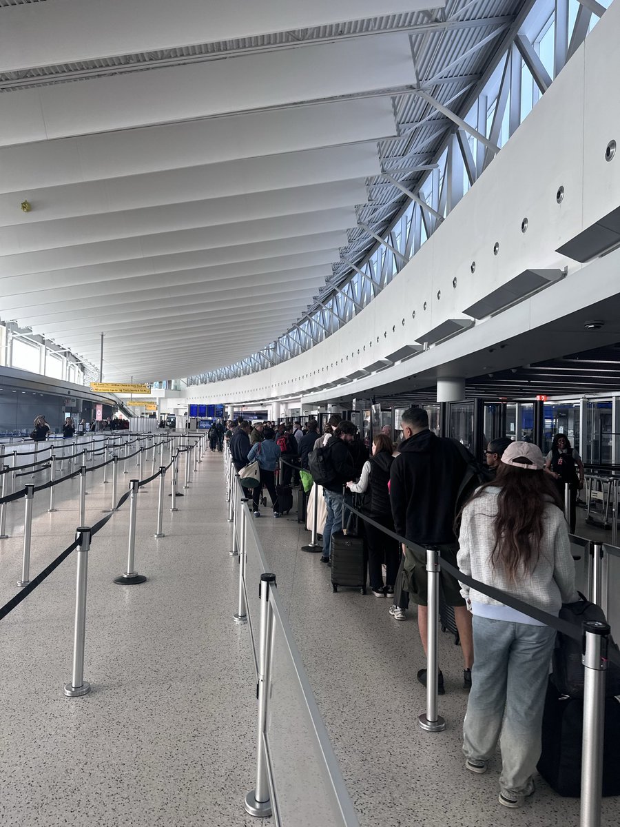 Clement Leveau tweet media