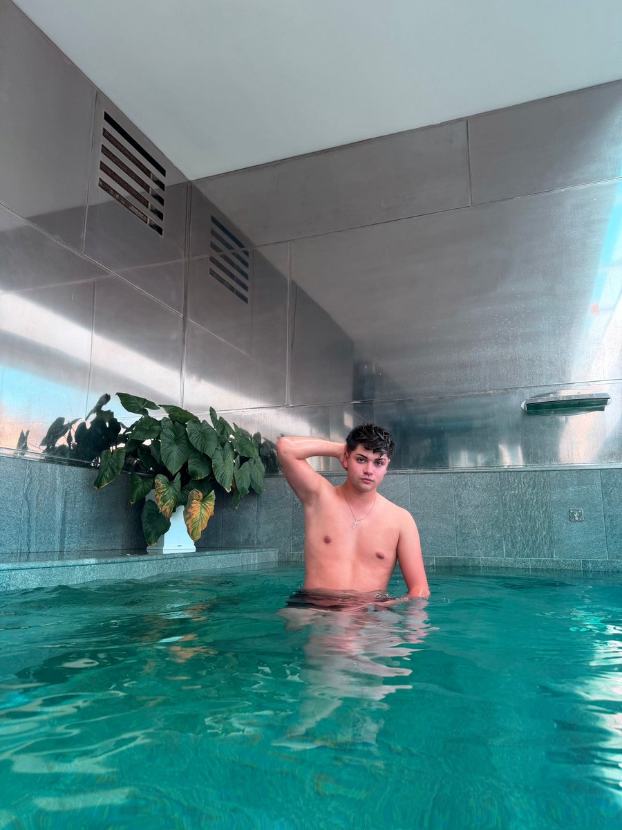 maxsanchez31official tweet media