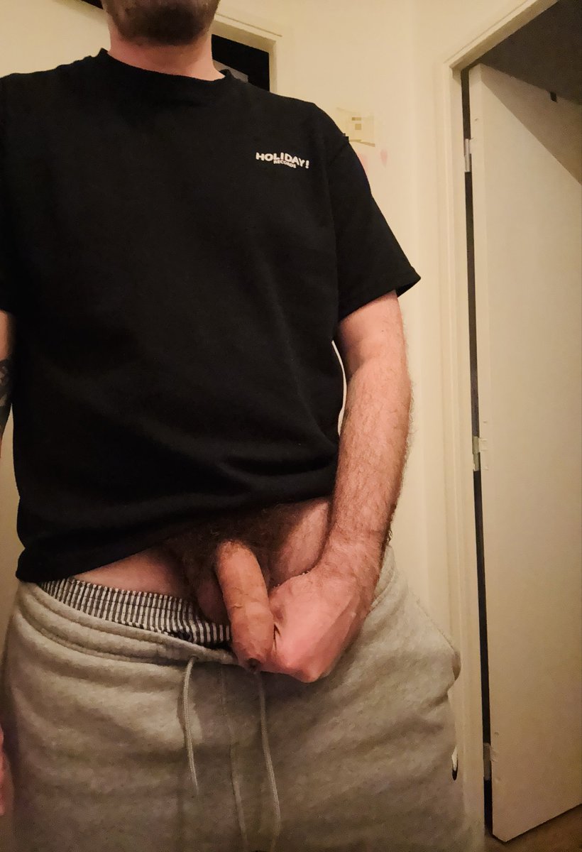 PervChill tweet media