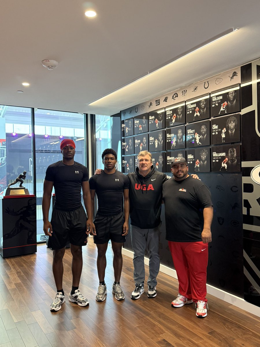 Hector Clavijo III tweet media