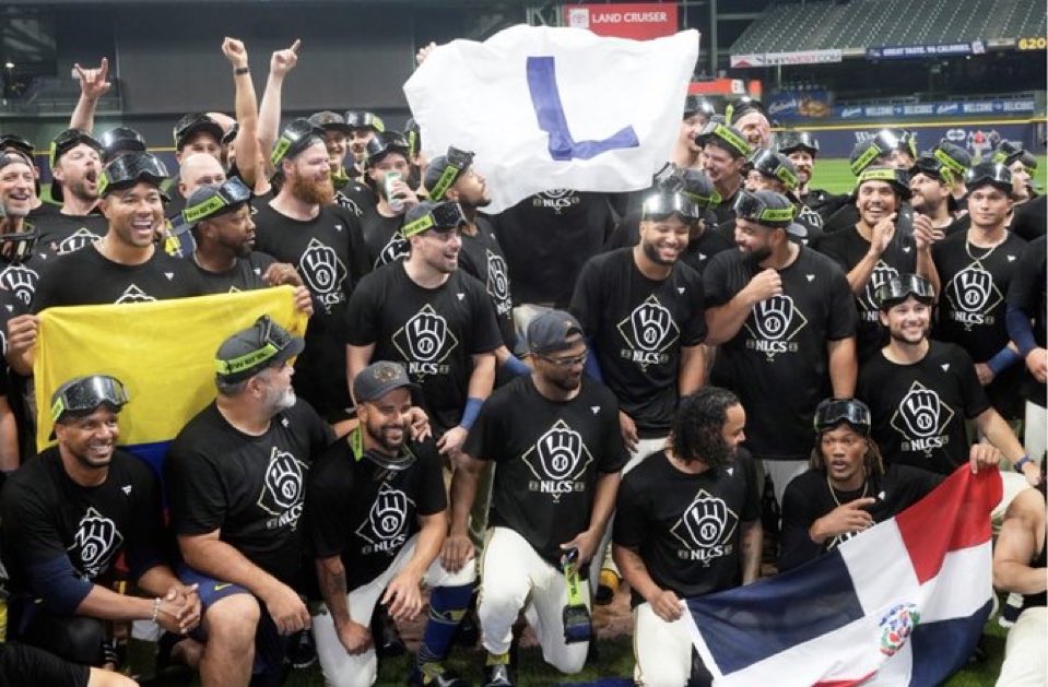 Matt LaFleur is ButtAss🍺🧀🐐 tweet media