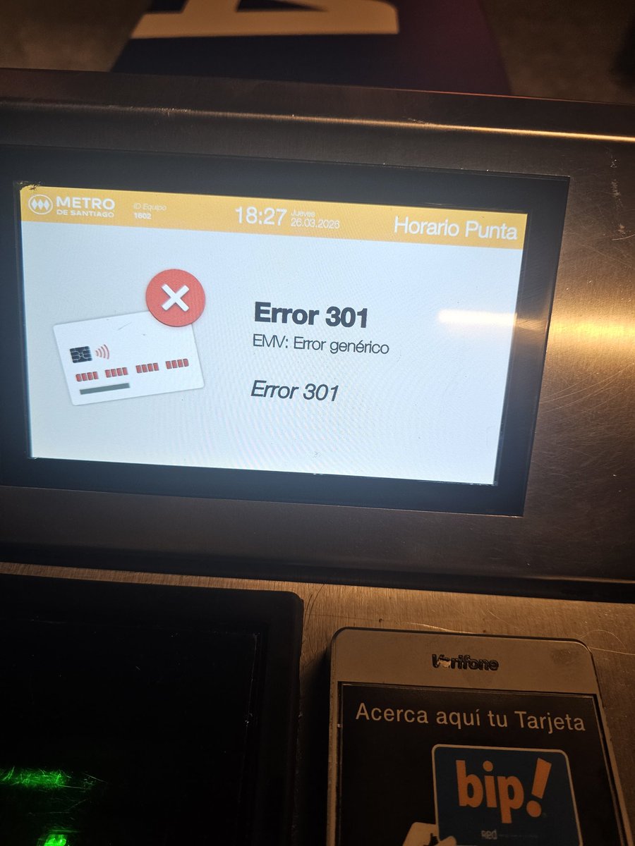 Pablinho10's tweet photo. @MTTChile @patobancoestado @metrodesantiago error al intentar pagar el metro con google pay con cuenta rut visa. La pantalla muestra error 301. Sucedió en la mañana y ahora en la tarde continua el problema. https://t.co/dPPdXpY736