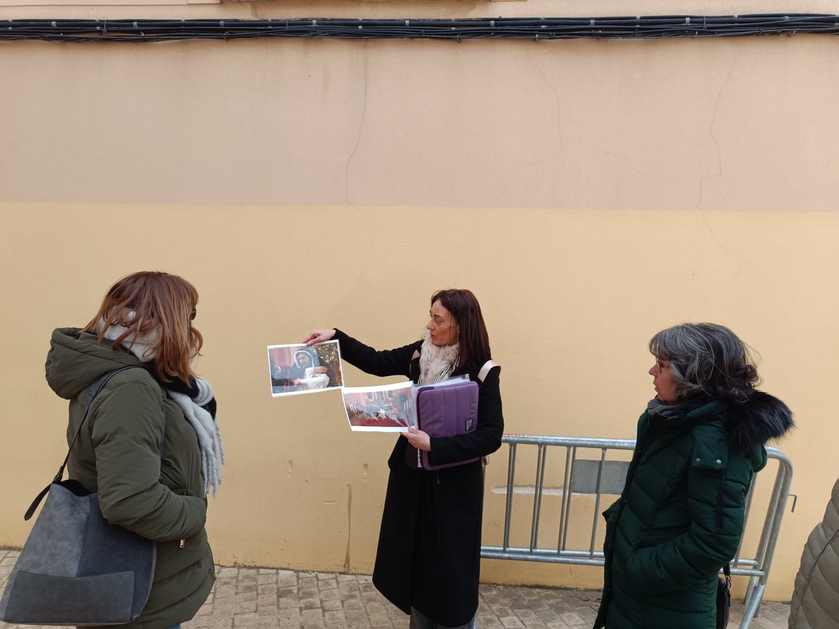 CIFPLAMERCED18's tweet photo. Hoy hemos disfrutado con la @CofradiasSoria con una alumna del #cfgsguiainformacionyasistenciaturistica🗺 que ha realizado una #visitaguiada por la iglesias protagonistas de la #semanasanta de #soria. @educacyl @jcyl @Ayto_Soria @OsmaSoria @dipsoria @soriapatrimonio https://t.co/dnBLdUvkxp