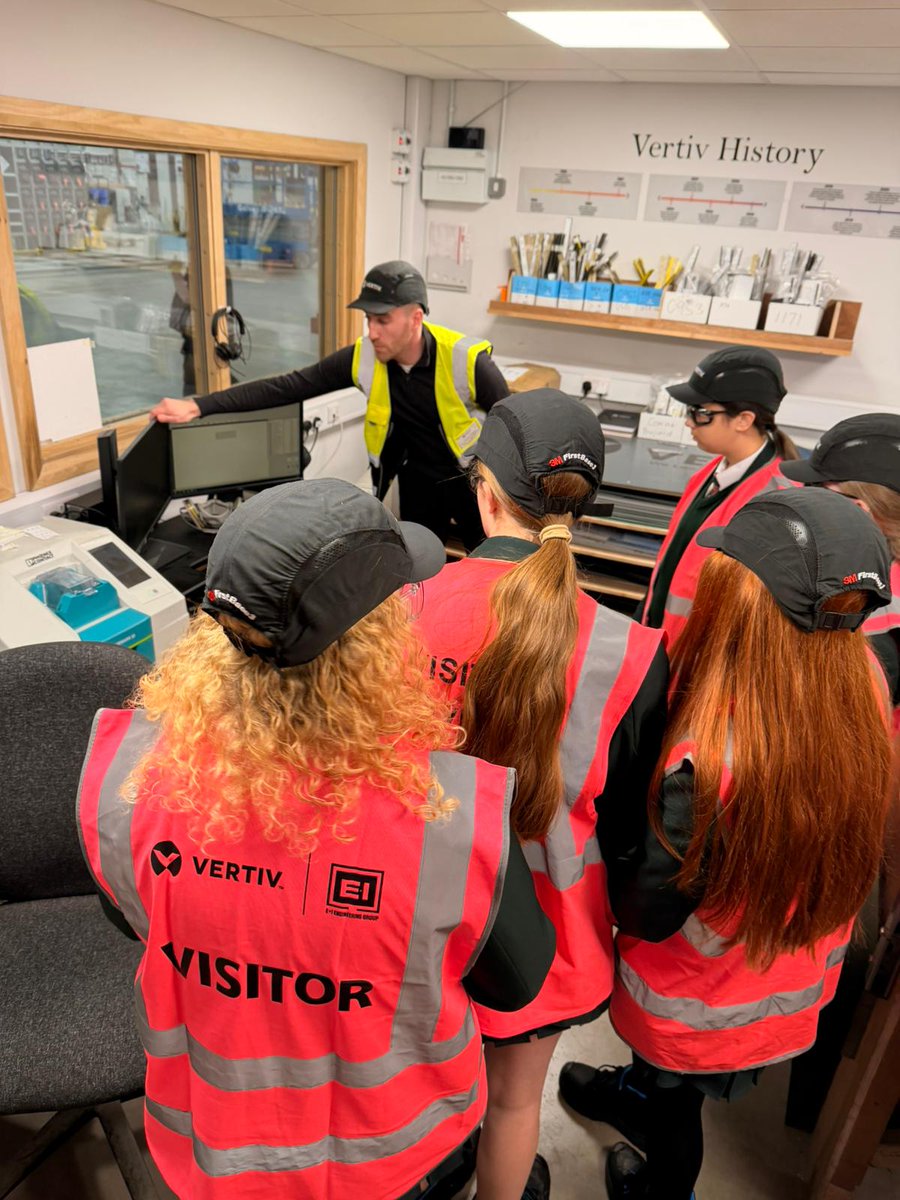 St Cecilia’s Technology Department tweet media