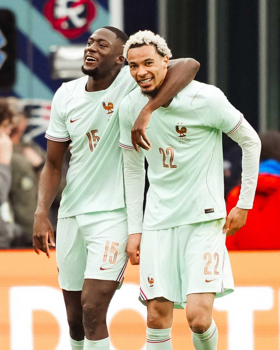 شبــكـــة لــيفــربــول 🐦‍🔥 tweet media