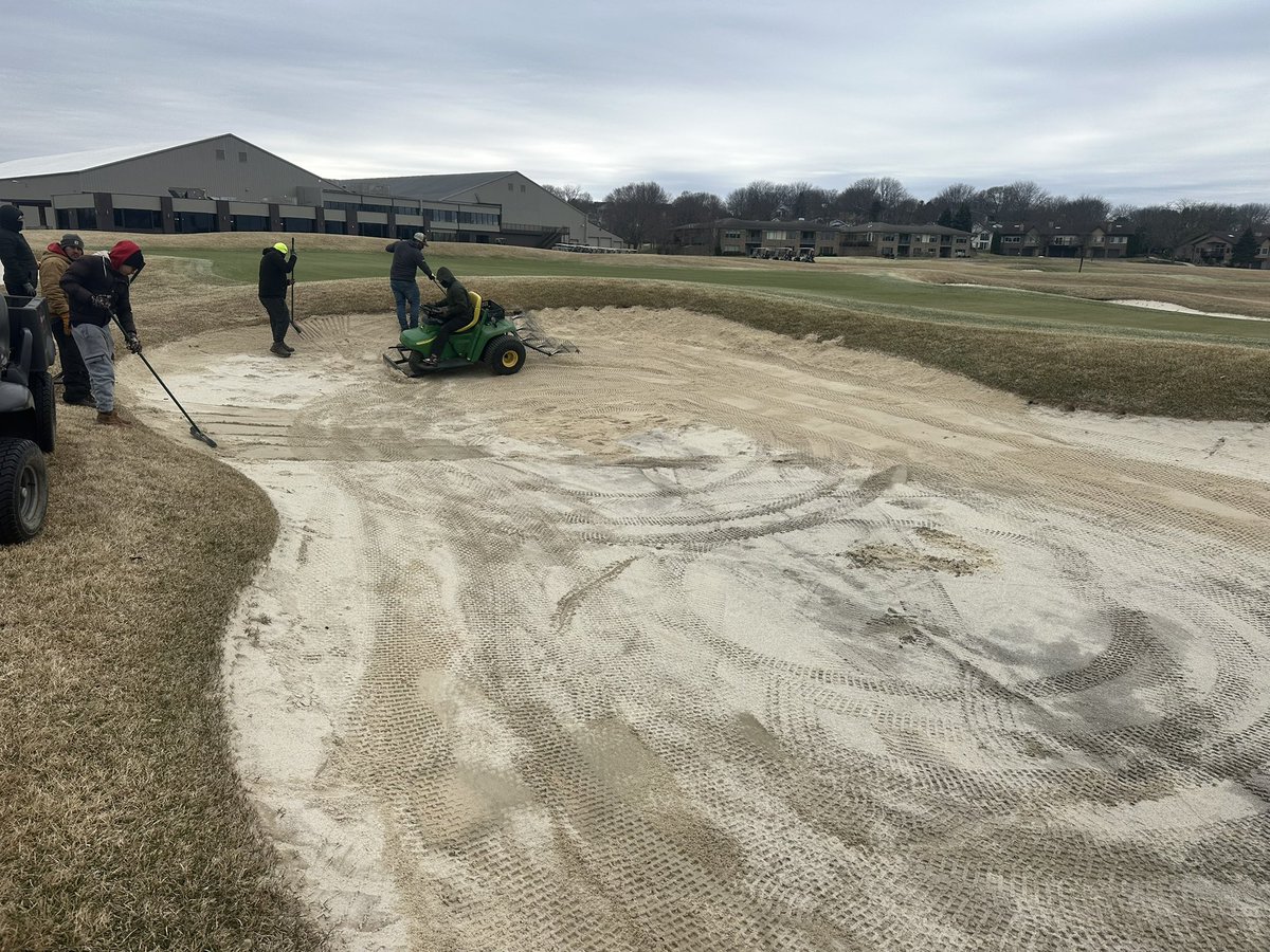 Eric Leonard tweet media