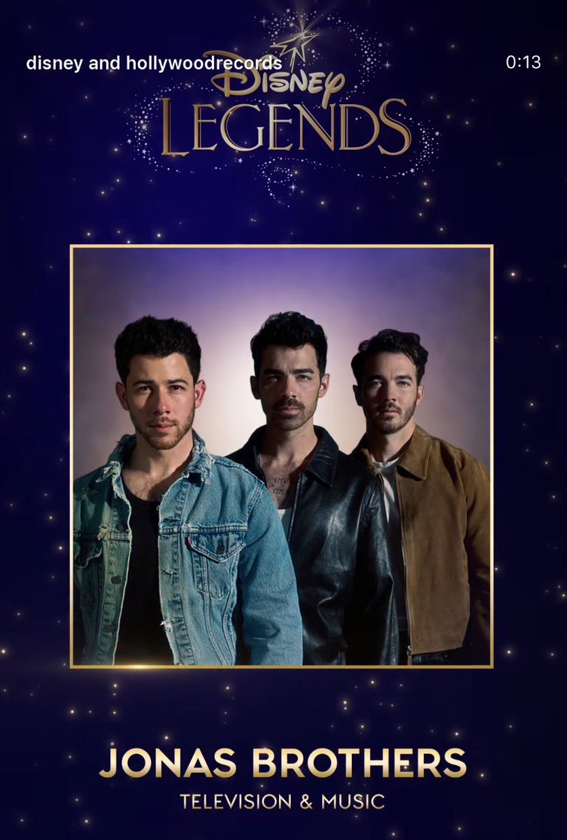 “when i grow up i wanna be just like me” 💛