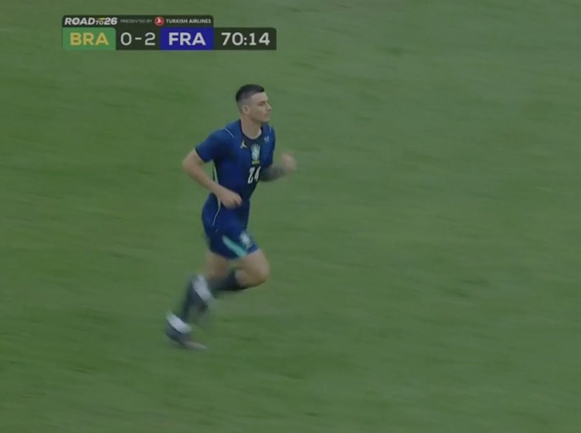 عمرو tweet media