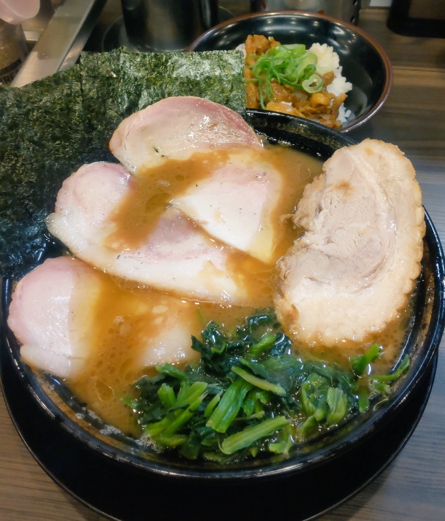 燻製モモチャーシュー tweet media