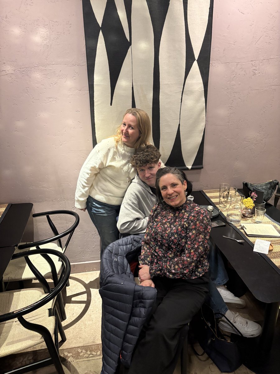 LizMatravers's tweet photo. Wild (and very wet!) visit with Louis to University of Manchester 🌧️ Perfect  opportunity for a catch up with uni friend who showed us what Manchester has to offer. #uni https://t.co/jXpNdLTiGG