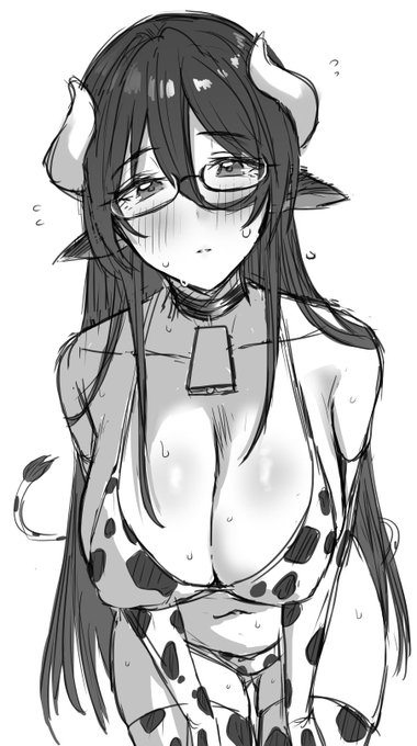 色々大きい眼鏡の牛のお姉さんです 