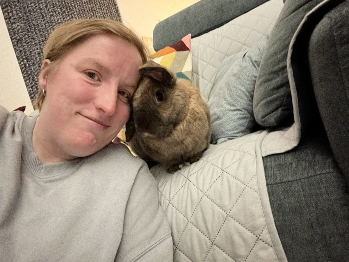 LvAPictures's tweet photo. Och wat houd ik toch van m’n liefste moppie ❤️🐰🥰
#nijn #Chuck #maatje #loveyou #foralways https://t.co/rKURI4UXhz