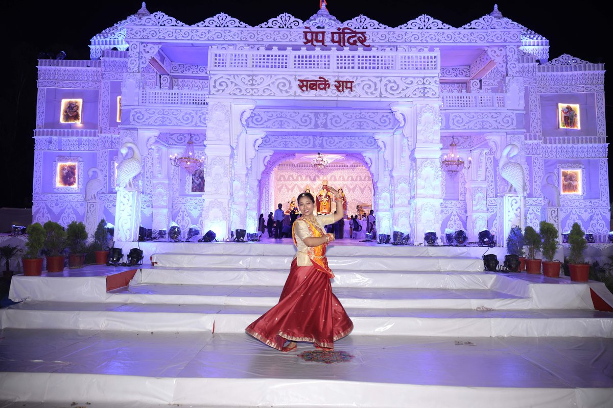 MChouhan908's tweet image. ध्वनिल नाट्य संस्था की हर प्रस्तुति में झलकती श्रद्धा और भावनाओं ने माहौल को पूर्णतः भक्तिमय बना दिया 🌸 आप भी आइए और बनिए श्री राम जन्मोत्सव का हिस्सा 🙏
जय श्री राम 🚩

#Kathak #GaneshVandana #Dashavatar #CulturalProgram #IndianCulture #DancePerformance #SabkeRam #RamJanmotsav