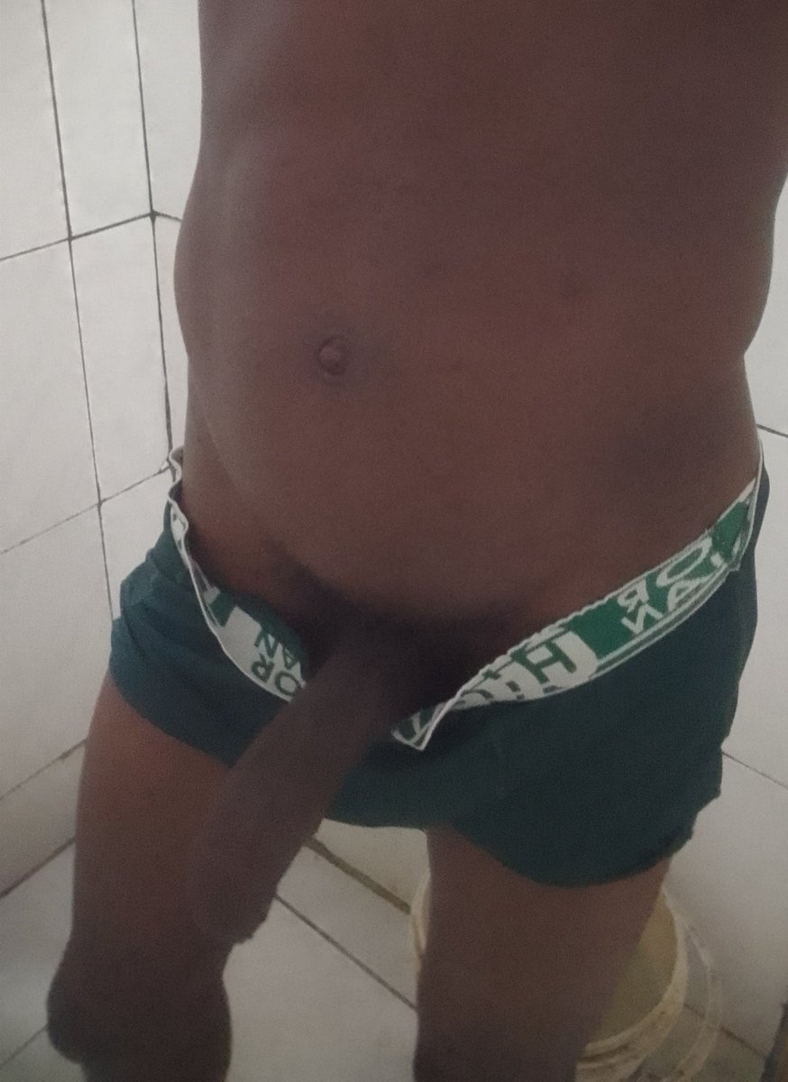 star_zero07's tweet photo. Um magrinho pretinho passando na sua fy... https://t.co/VzanhxWNpv