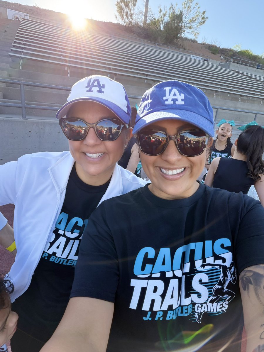 Lucila Dueñas tweet media