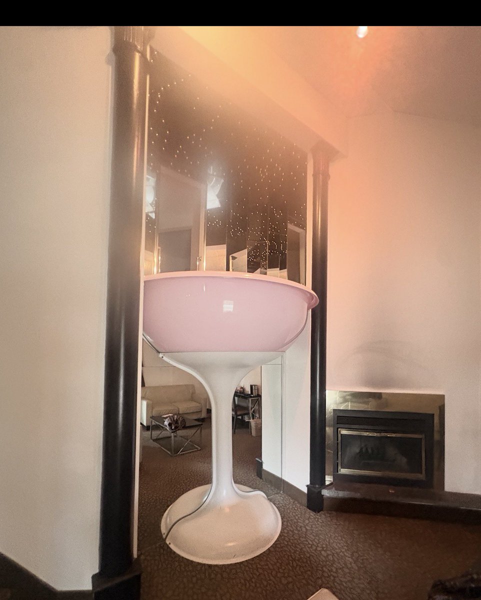 Thebrokeragebabe tweet media