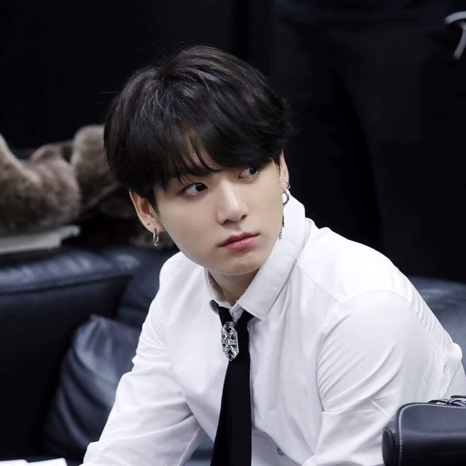 valtaekook/intento d aurero tweet media