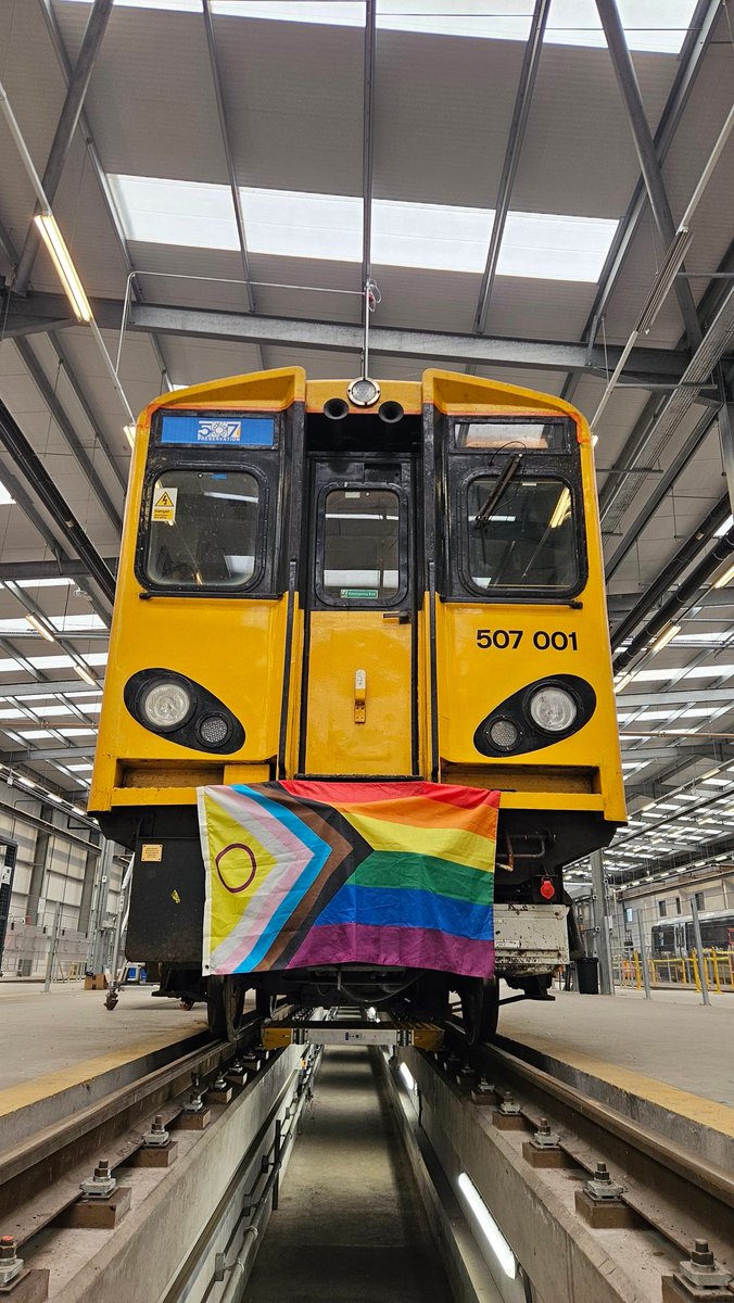 Paul Knapton 🏳️‍🌈 tweet media