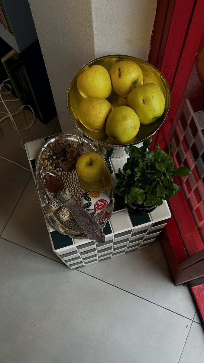 آیلار tweet media