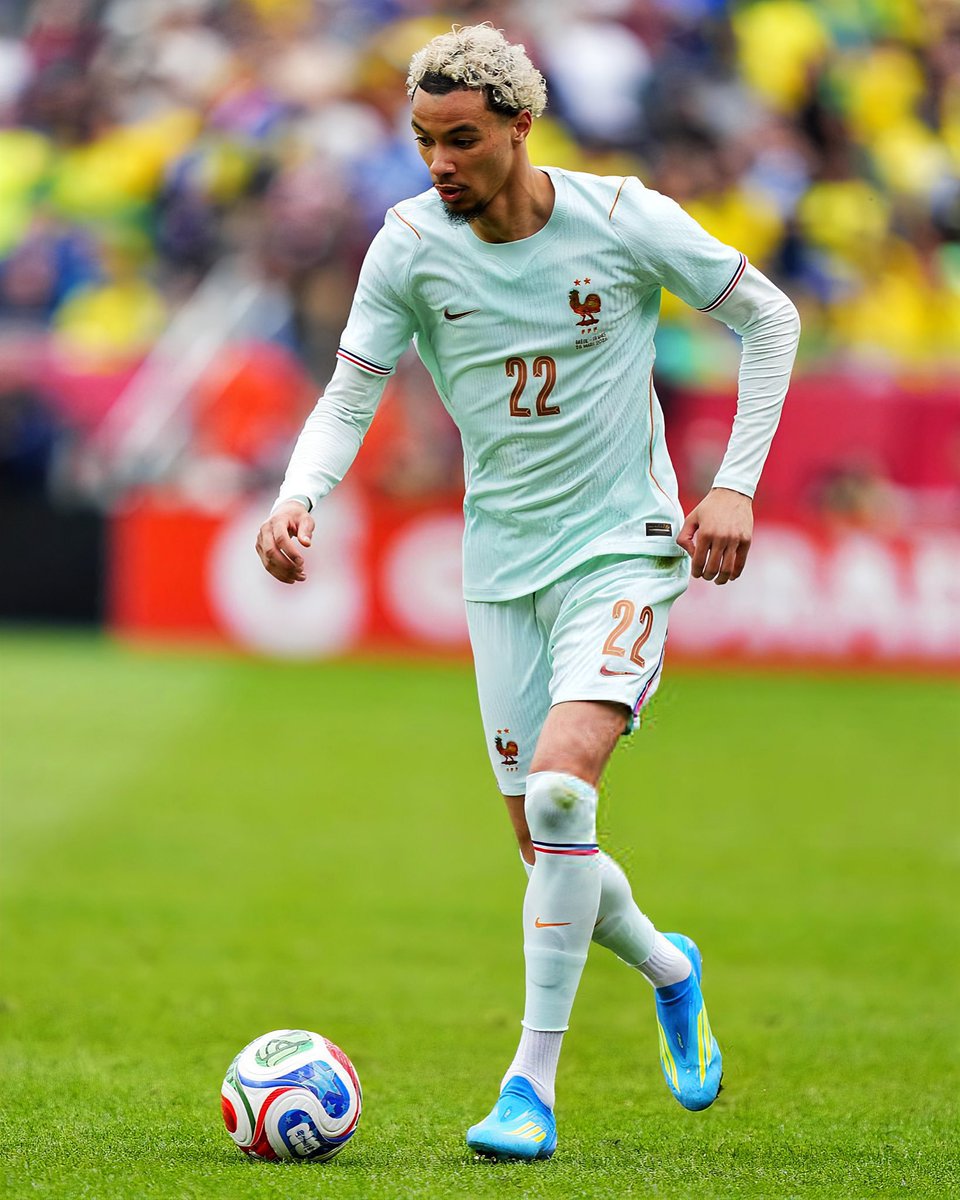 شبــكـــة لــيفــربــول 🐦‍🔥 tweet media