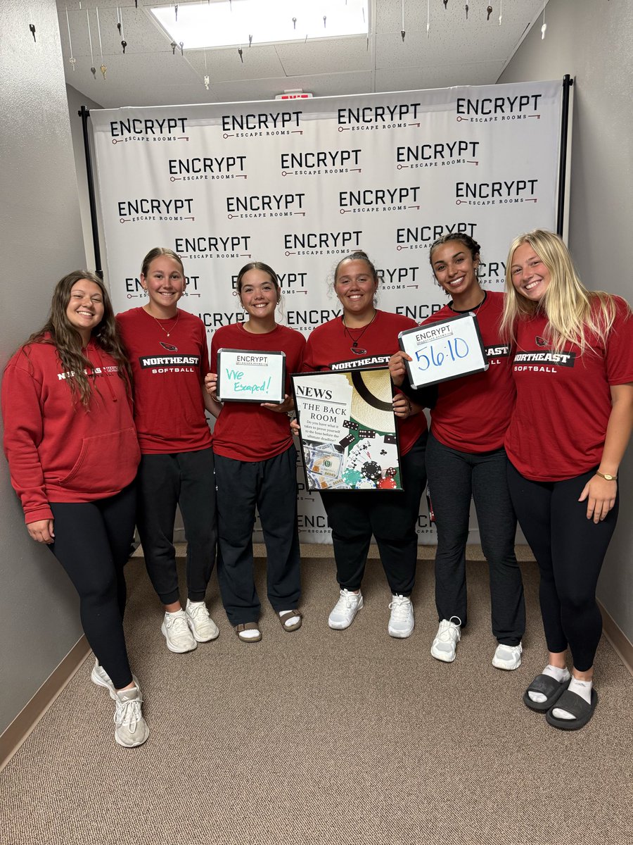 Erin Sharpe tweet media