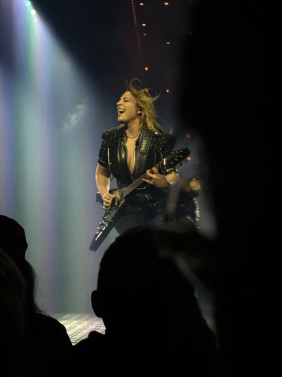 Farfarnight 🐆 tweet media