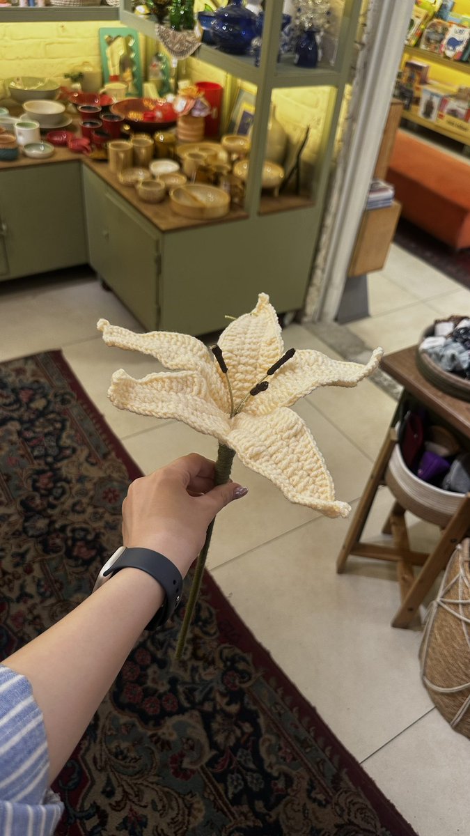 آیلار tweet media