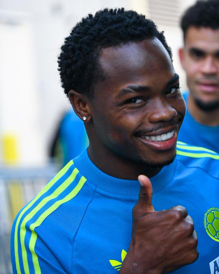 gui moreira ✠ tweet media