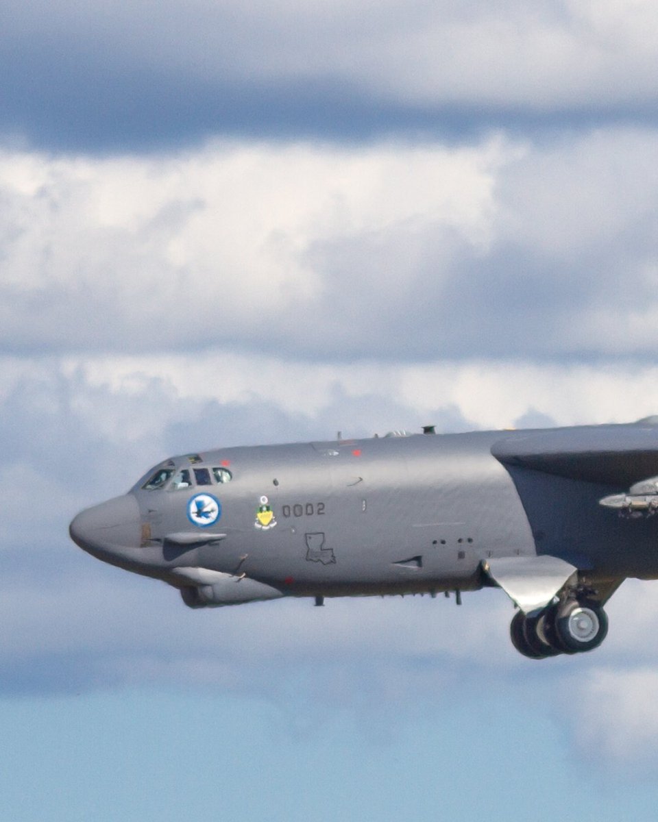 justbuffii's tweet photo. Fights On! 💣 

#b52stratofortress #aviationphotography https://t.co/OxaYjz61NA