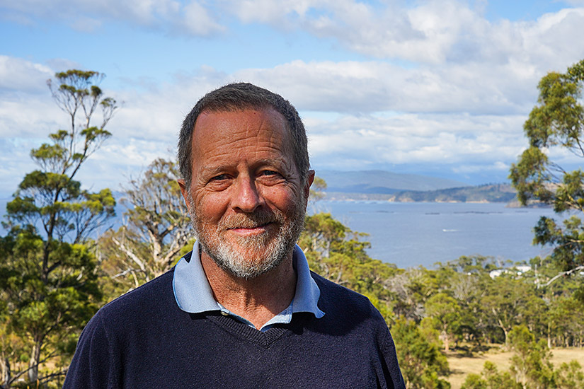 Ashland_Univ's tweet photo. AU is excited to welcome award-winning poet David Mason, Ph.D., for a special reading on Friday, April 10, at 7 p.m., in the Student Center Auditorium of the Hawkins-Conard Student Center. It is free and open to the community.

https://t.co/mLQZUlqB4U https://t.co/xrYWjU0PFd