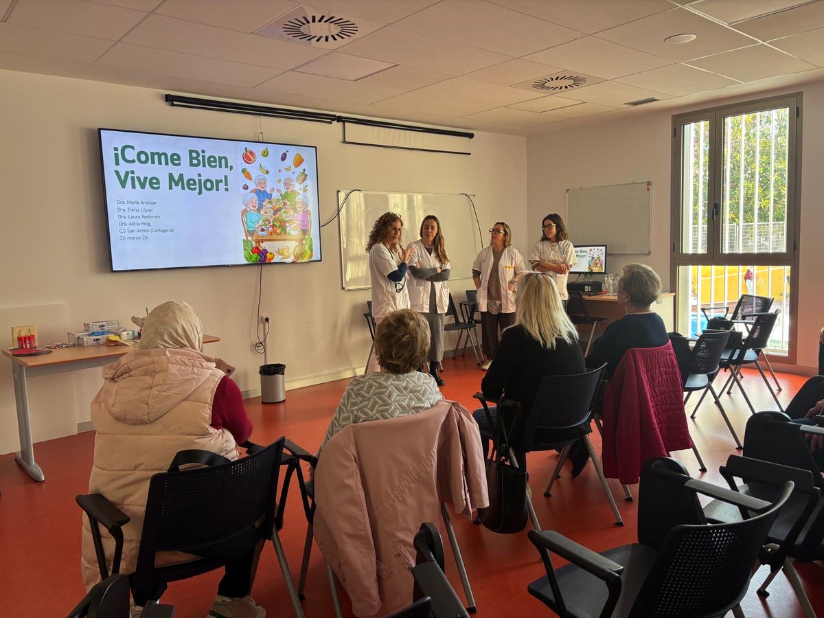 Centro de Salud San Antón tweet media