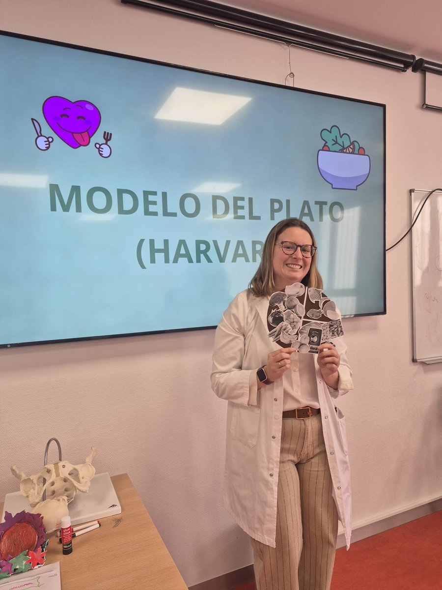 Centro de Salud San Antón tweet media