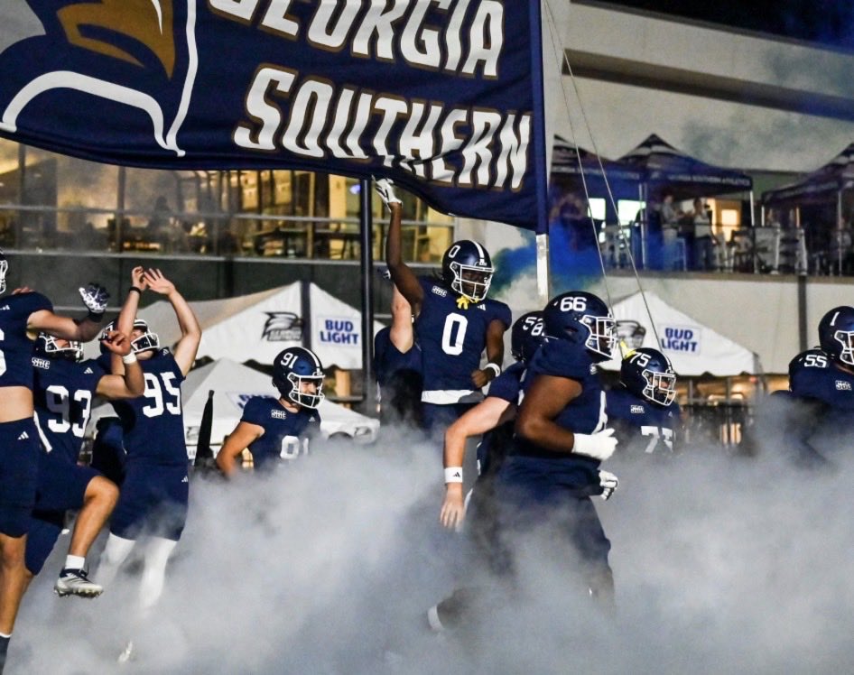 Aarnett2028's tweet image. I will be at Georgia Southern University tomorrow !!! @William06625962  @CoachJonesFB @CoachZLankford @n_parrott478