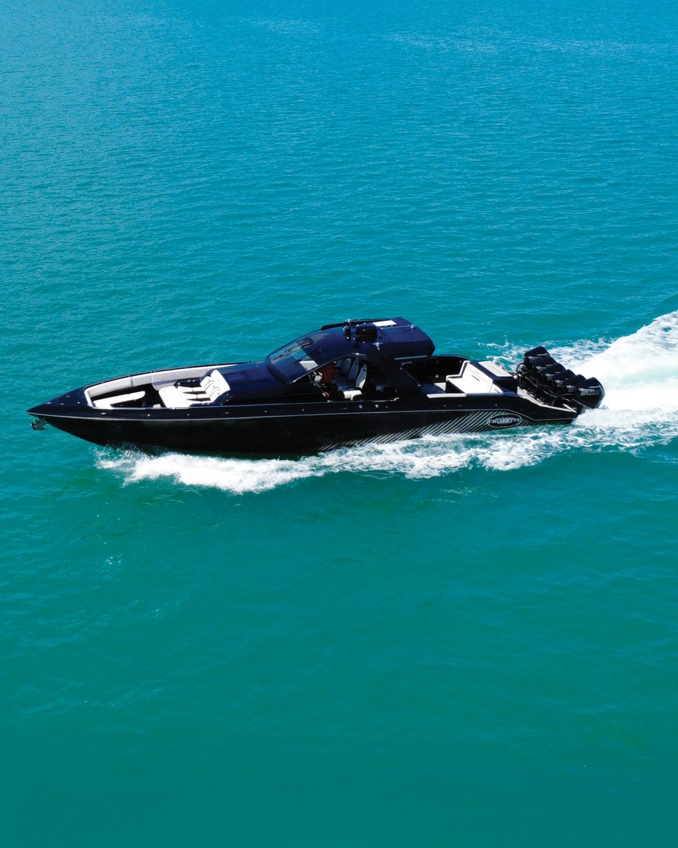 Cigarette Racing Team tweet media