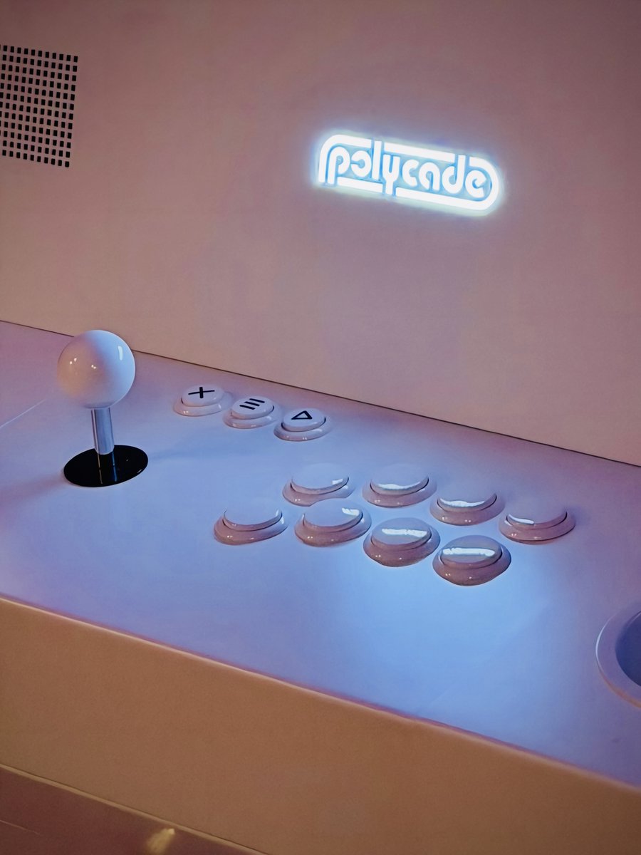 Polycade tweet media