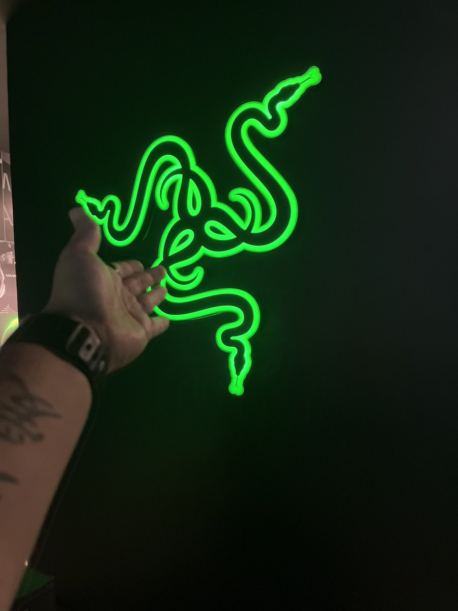 Candywing 🍬 tweet media