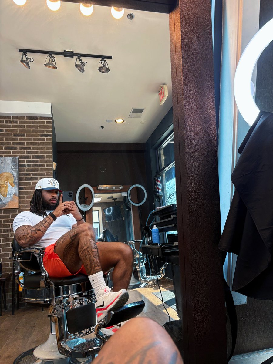 Jon Hall tweet media