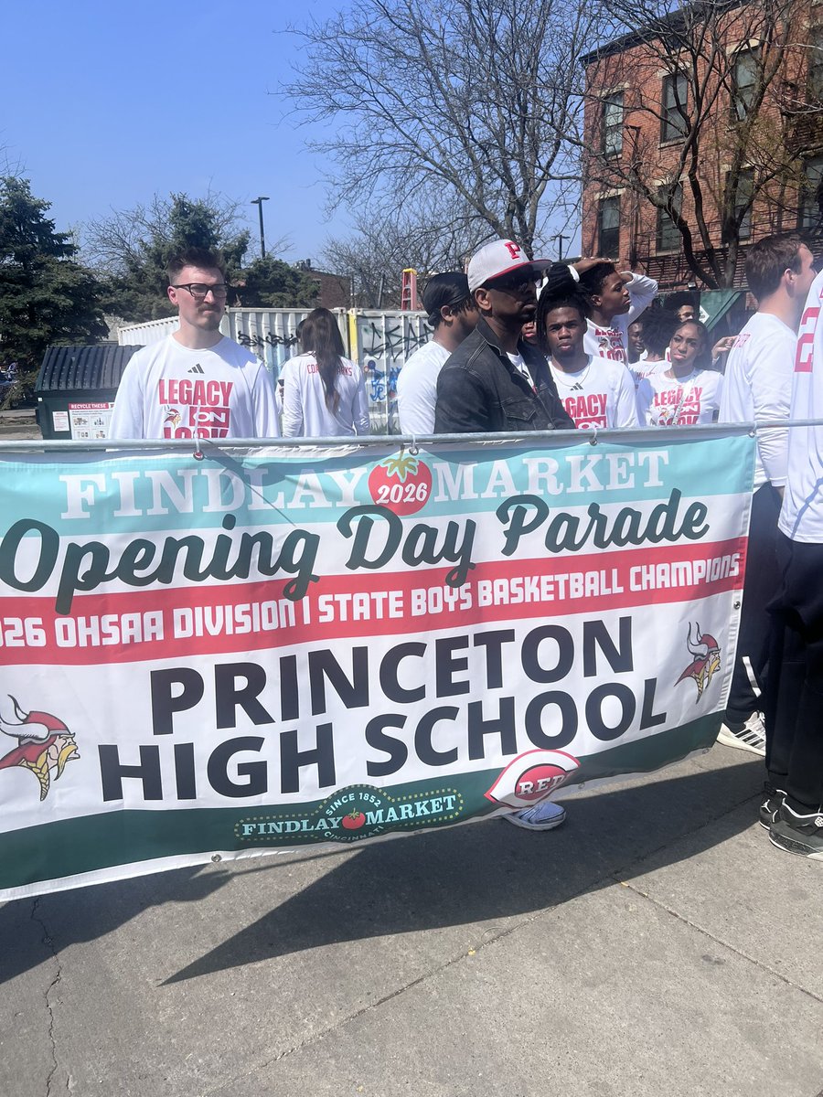 Coach Tim Monahan tweet media