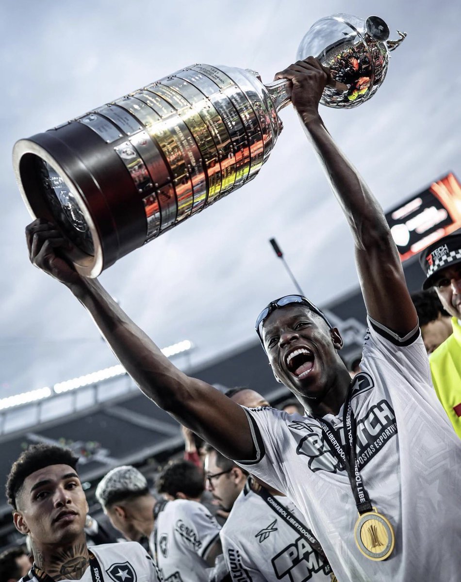 privilegio ter visto jogar no meu time.