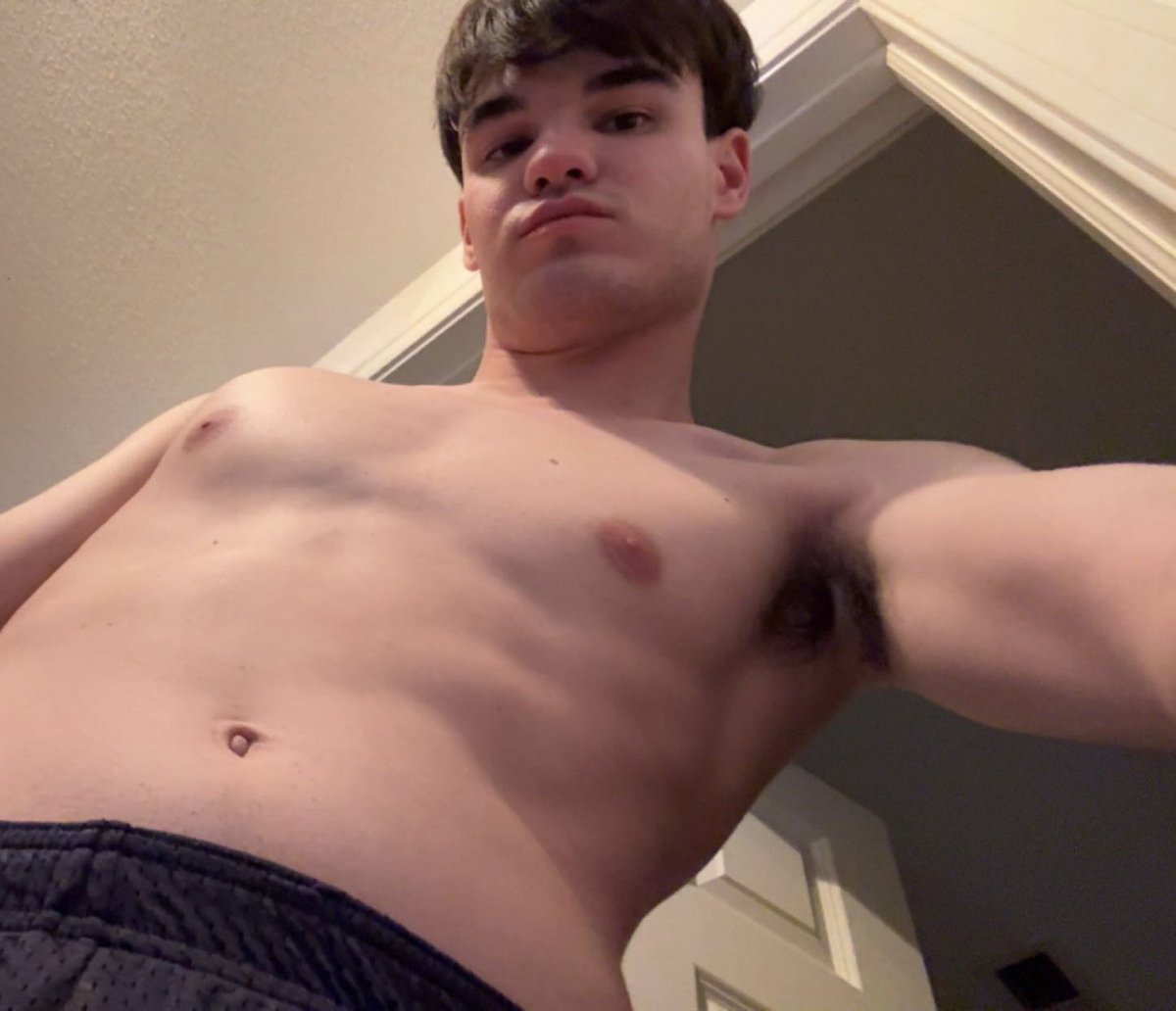 Giant Master Adam tweet media