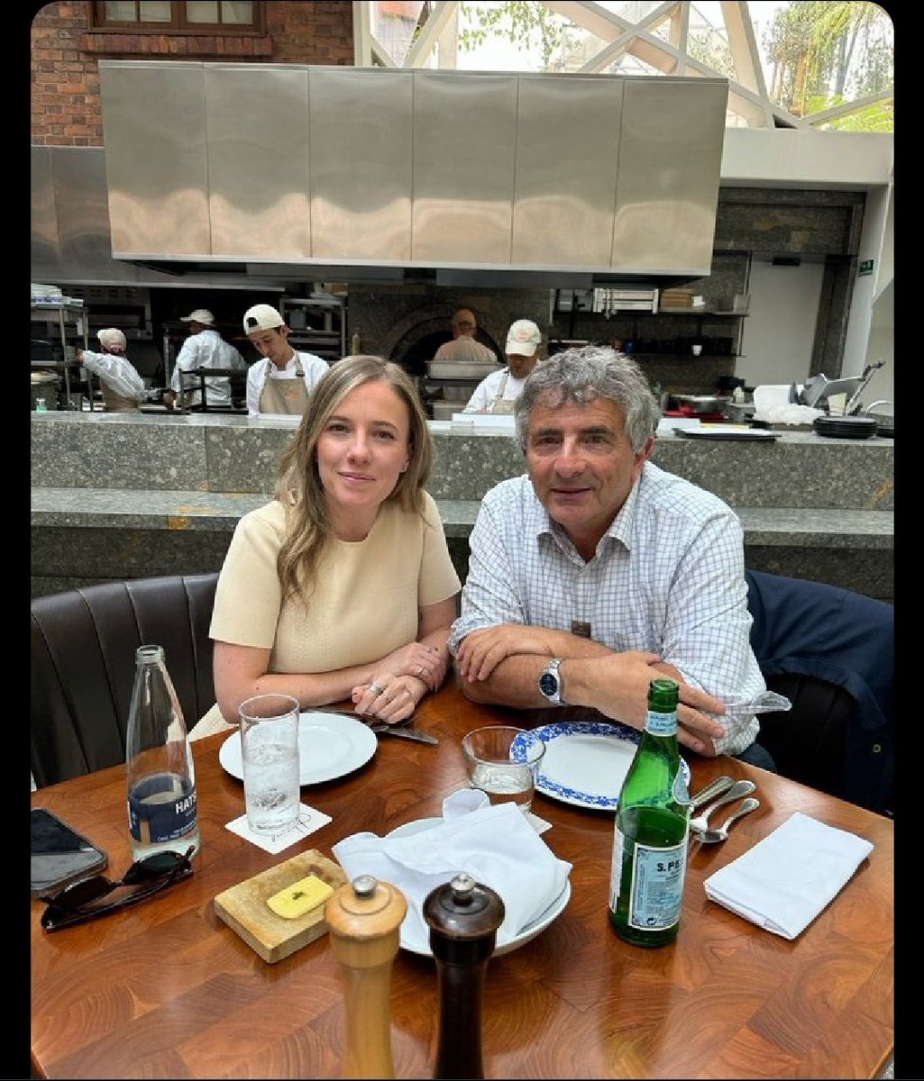 DraSwetty tweet media